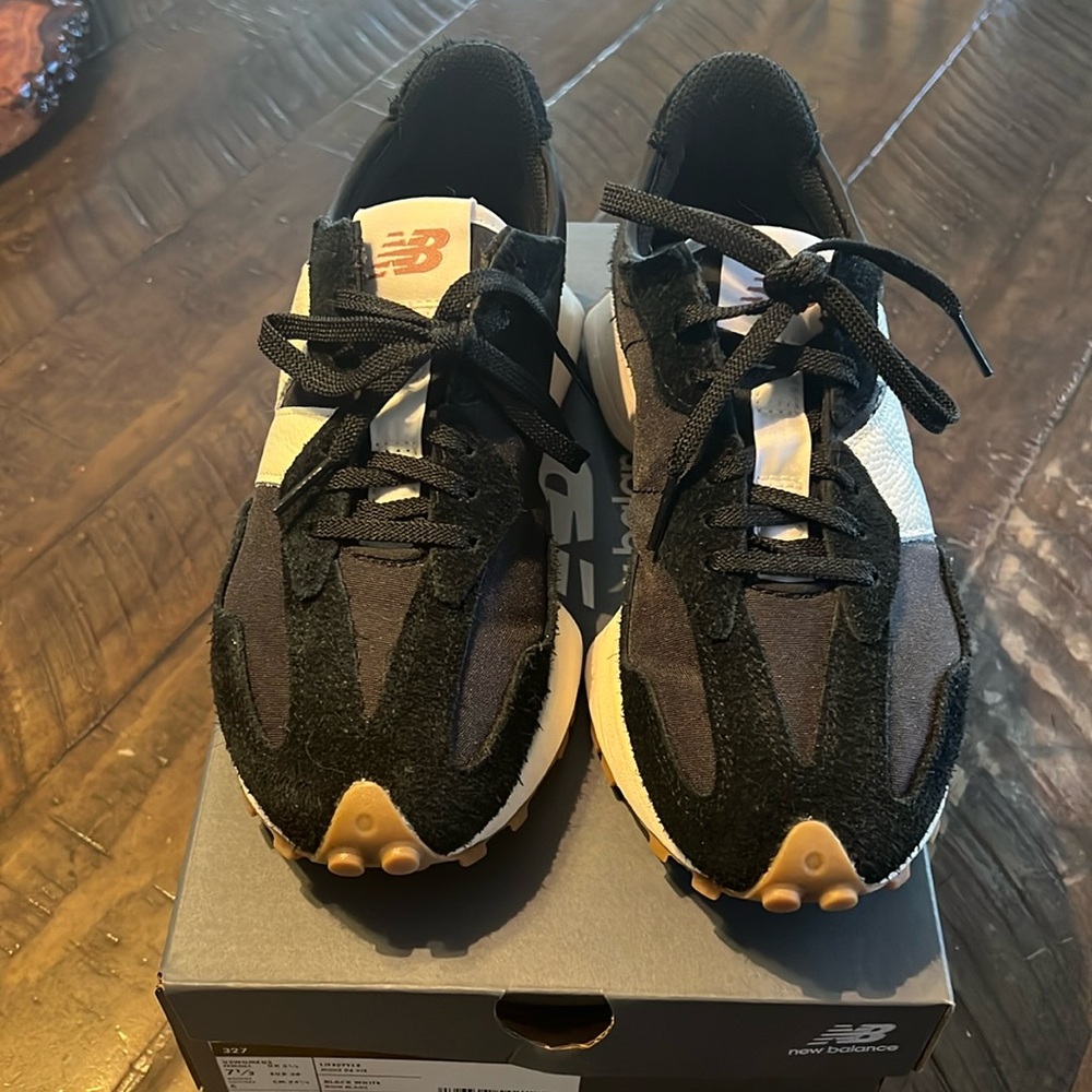 New Balance Women’s sneakers